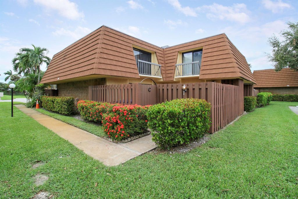 Photo of 825 Center Street #49c, Jupiter, FL 33458 (MLS # R11032698)