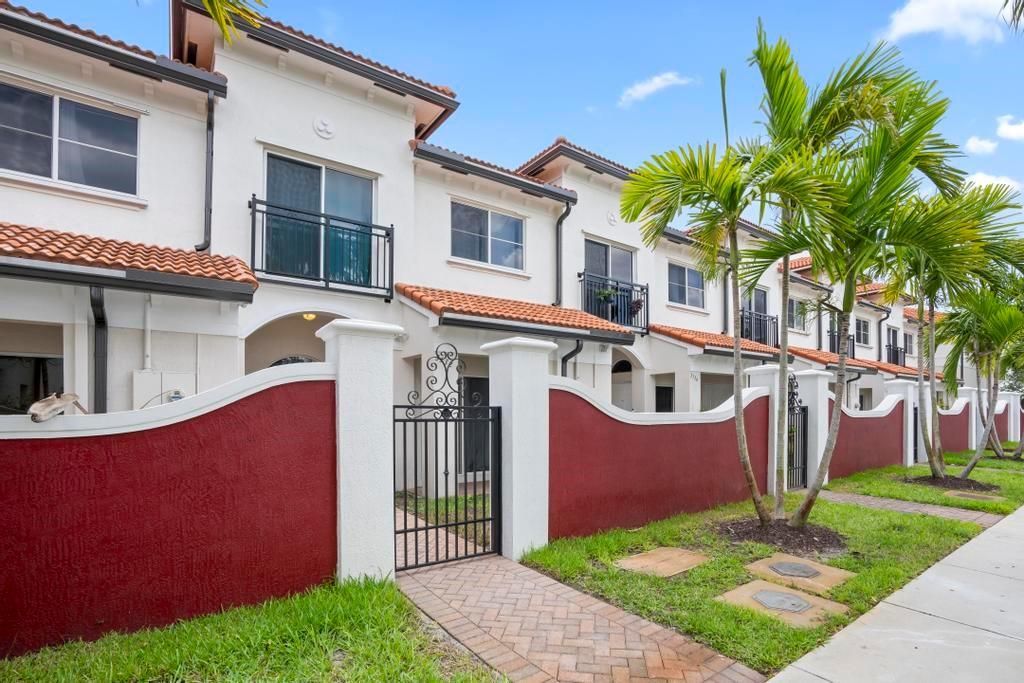 Photo of 3532 NW 29th Place, Lauderdale Lakes, FL 33311 (MLS # F10443171)