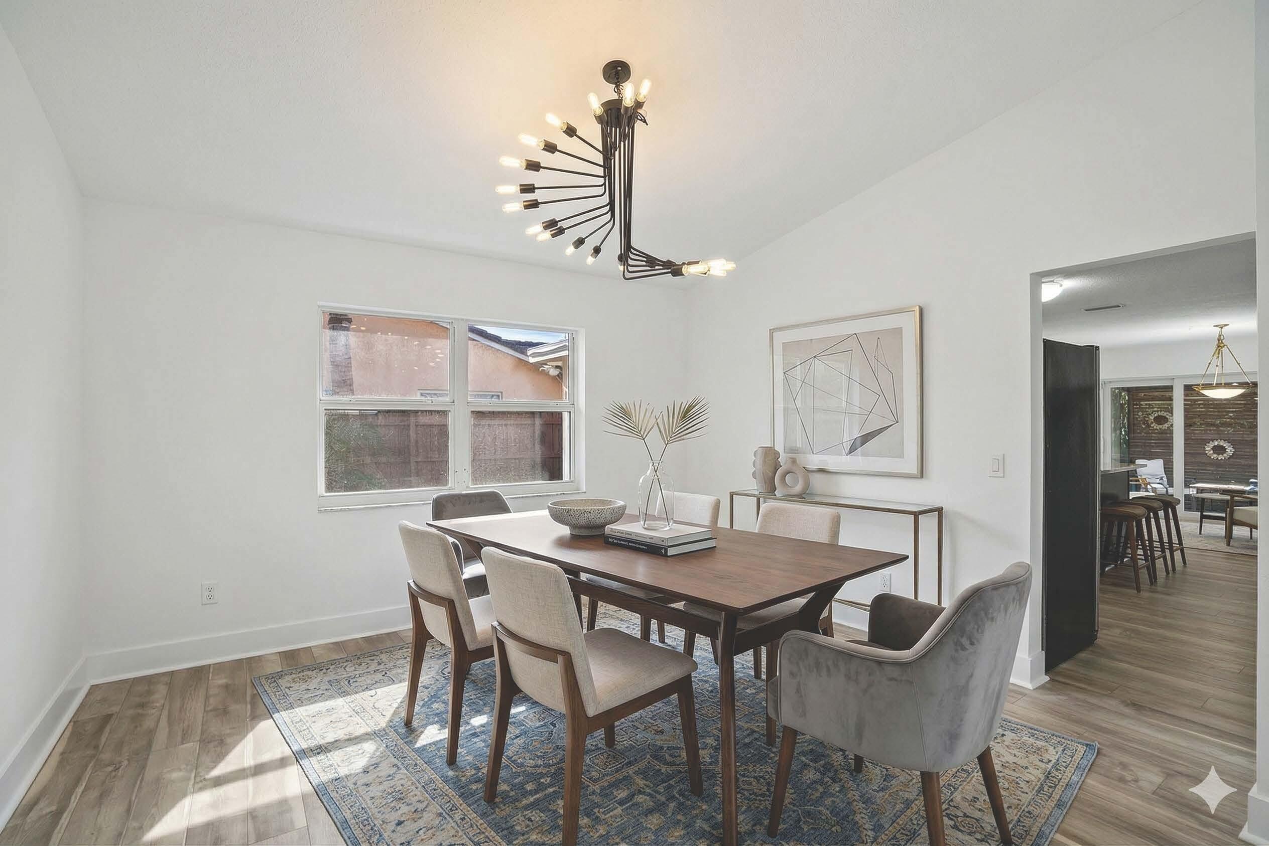 Hollywood Center Amd - Residential