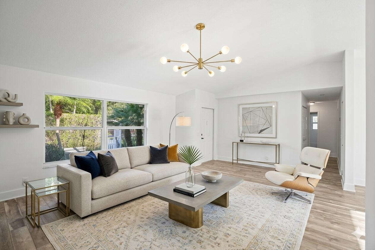 Hollywood Center Amd - Residential