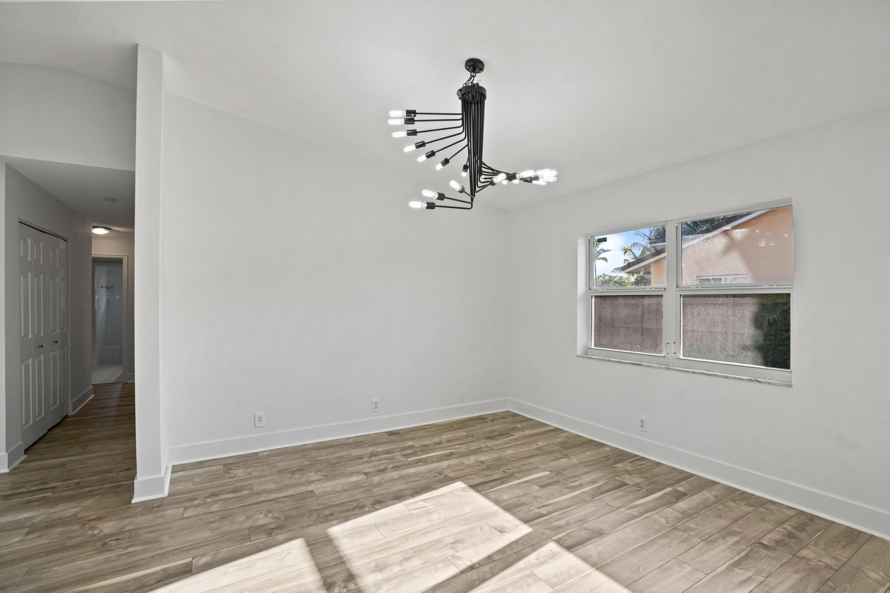 Hollywood Center Amd - Residential