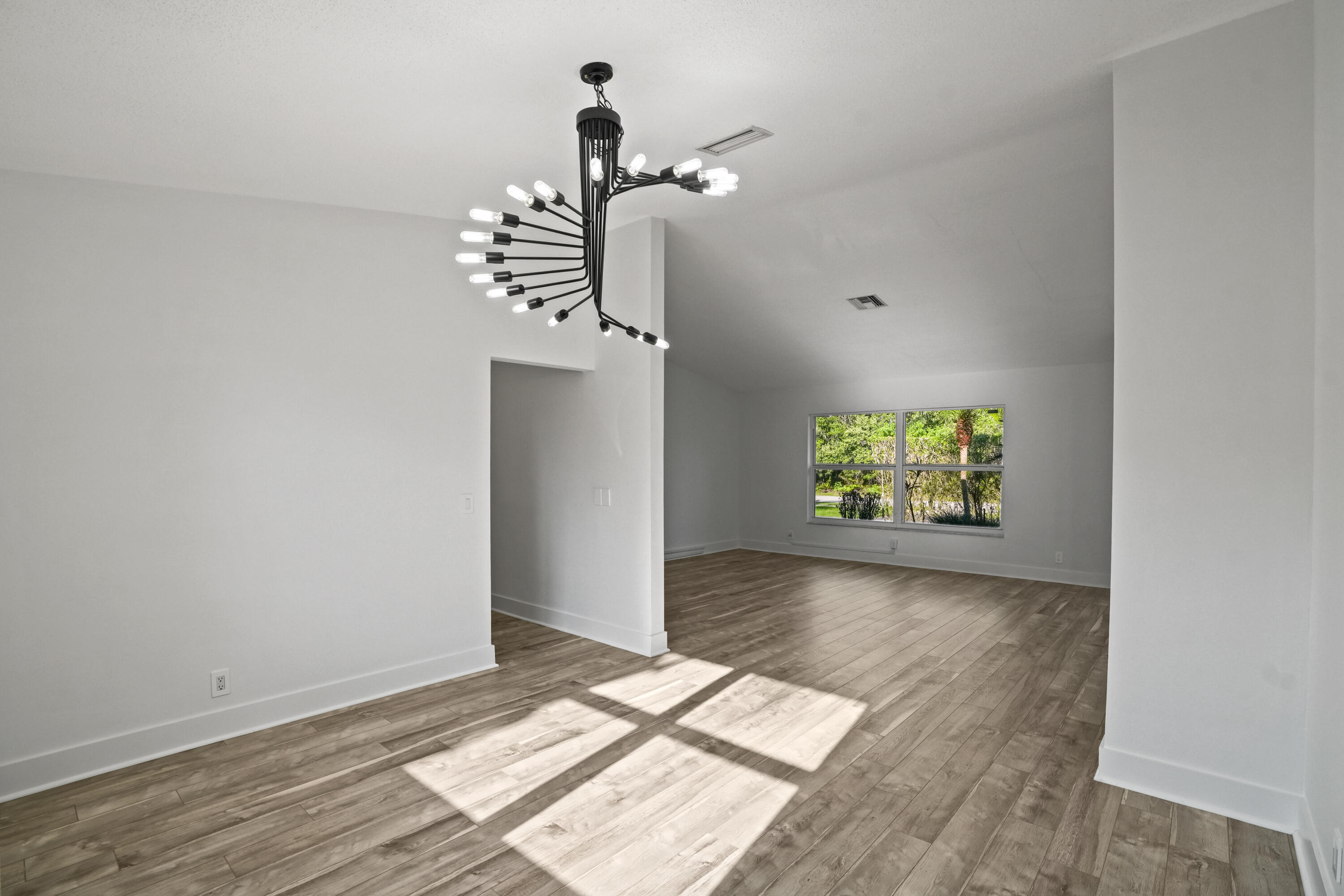 Hollywood Center Amd - Residential