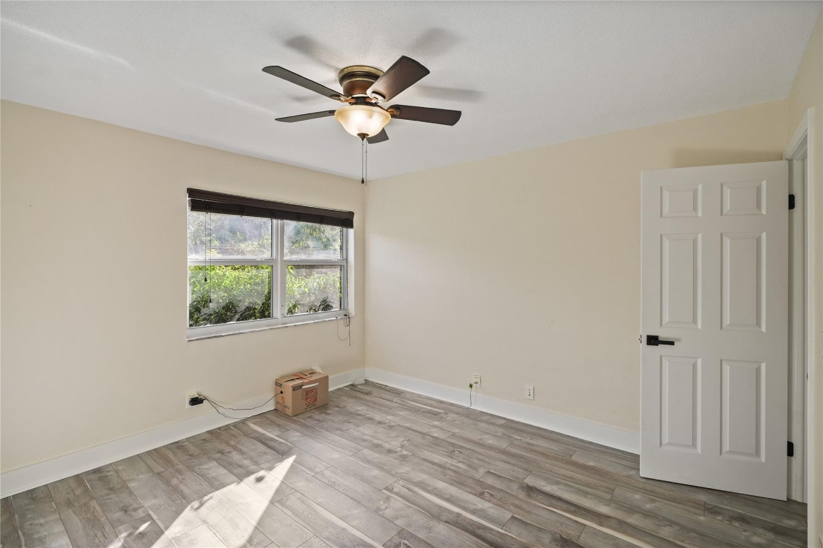 Hollywood Center Amd - Residential