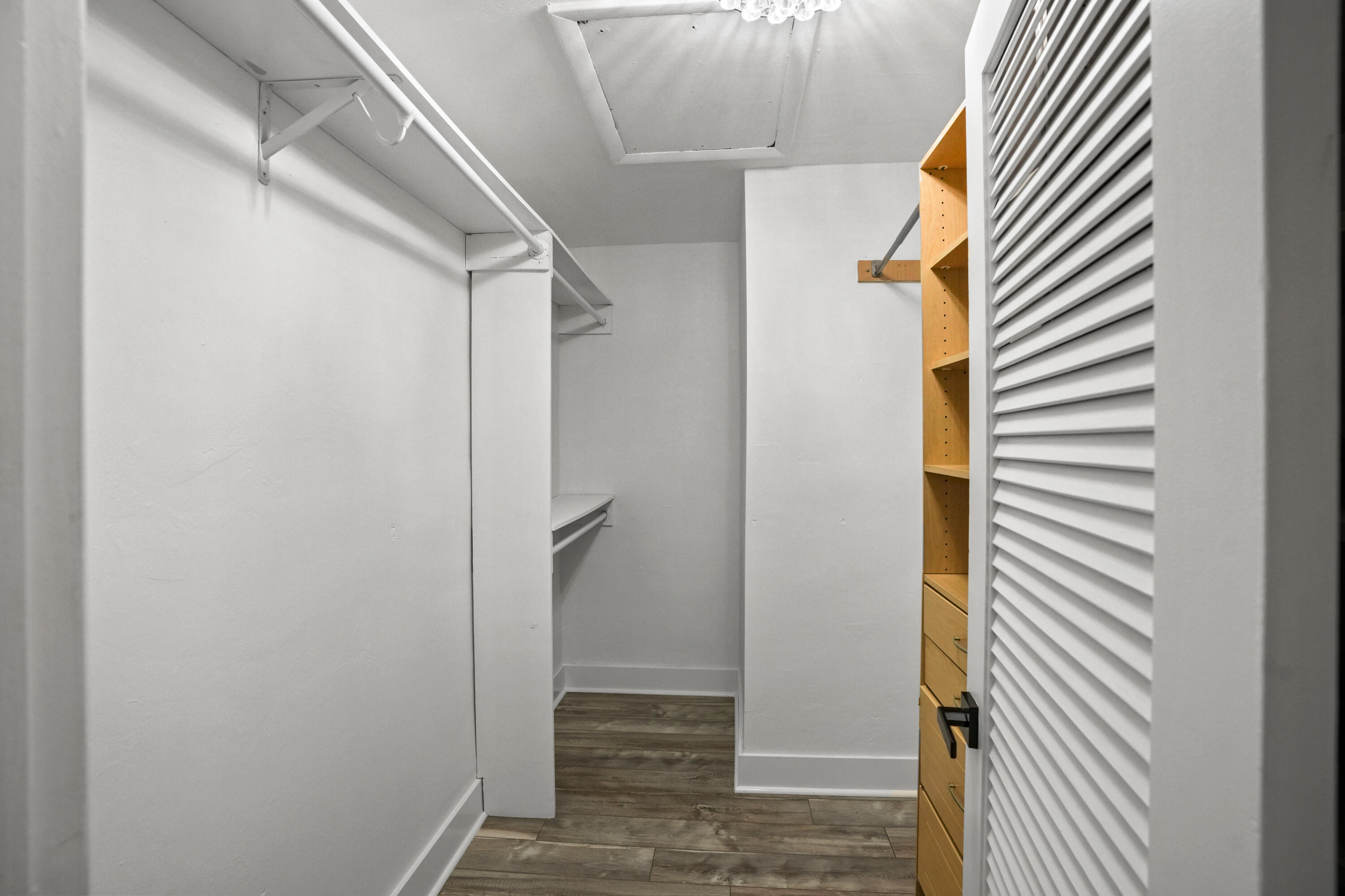 Hollywood Center Amd - Residential