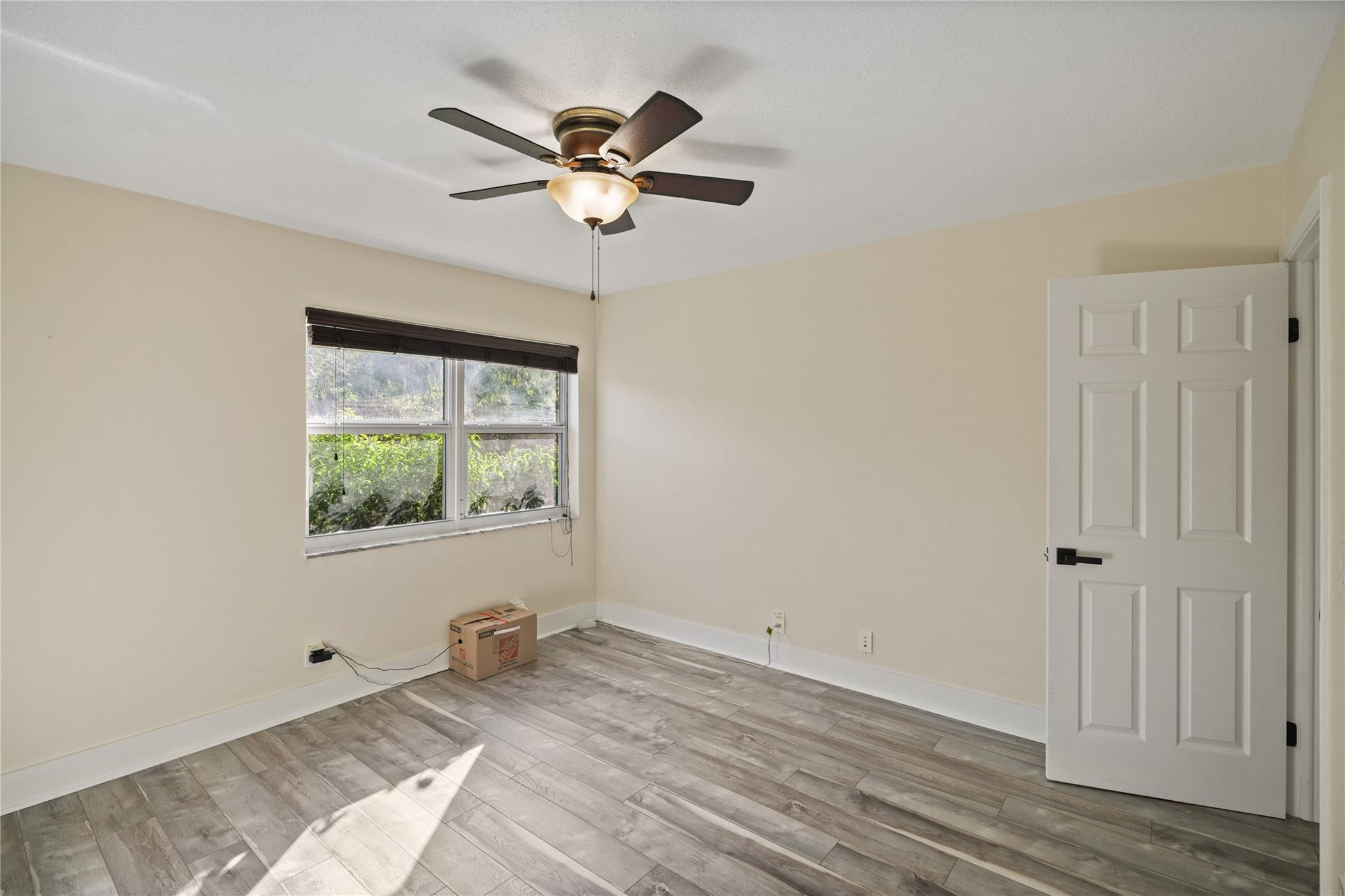 Hollywood Center Amd - Residential