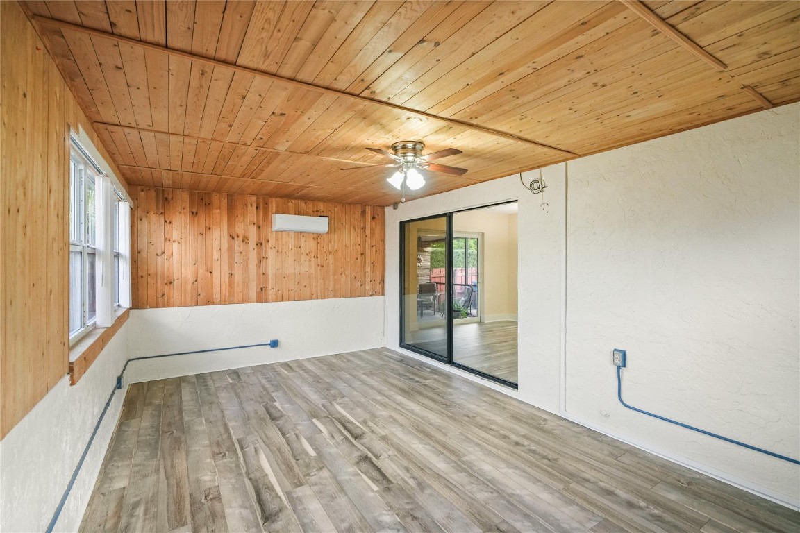 Hollywood Center Amd - Residential