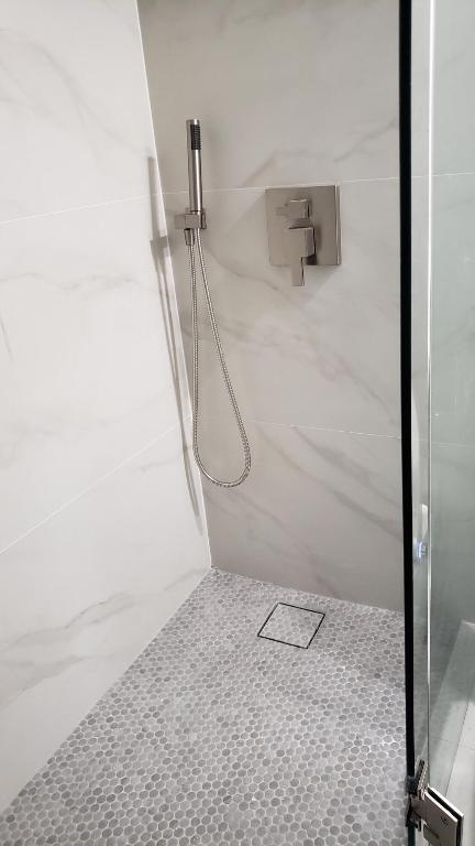 45 OCEAN CONDO - Residential Lease