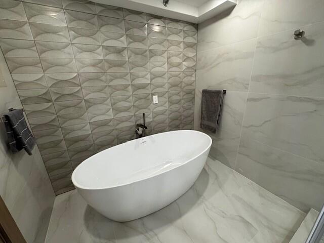 45 OCEAN CONDO - Residential Lease