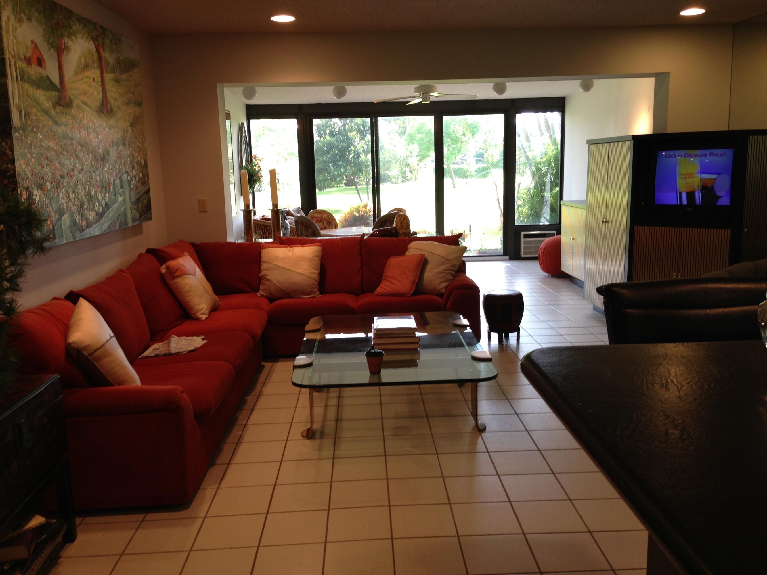 4426 Fountains Drive 4426
