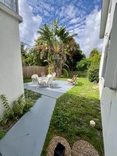 420 W Palm Street 27