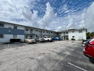 420 W Palm Street 27