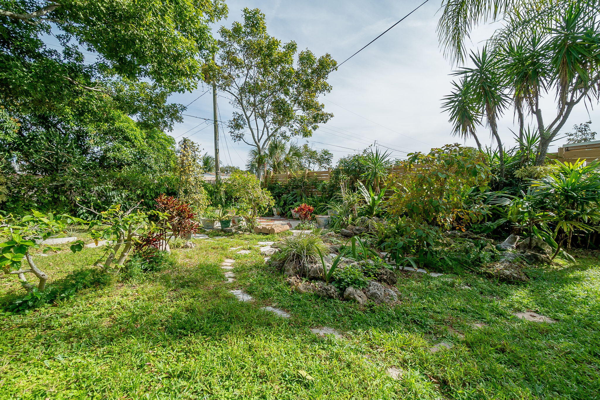 LAKE OSBORNE HEIGHTS - Residential