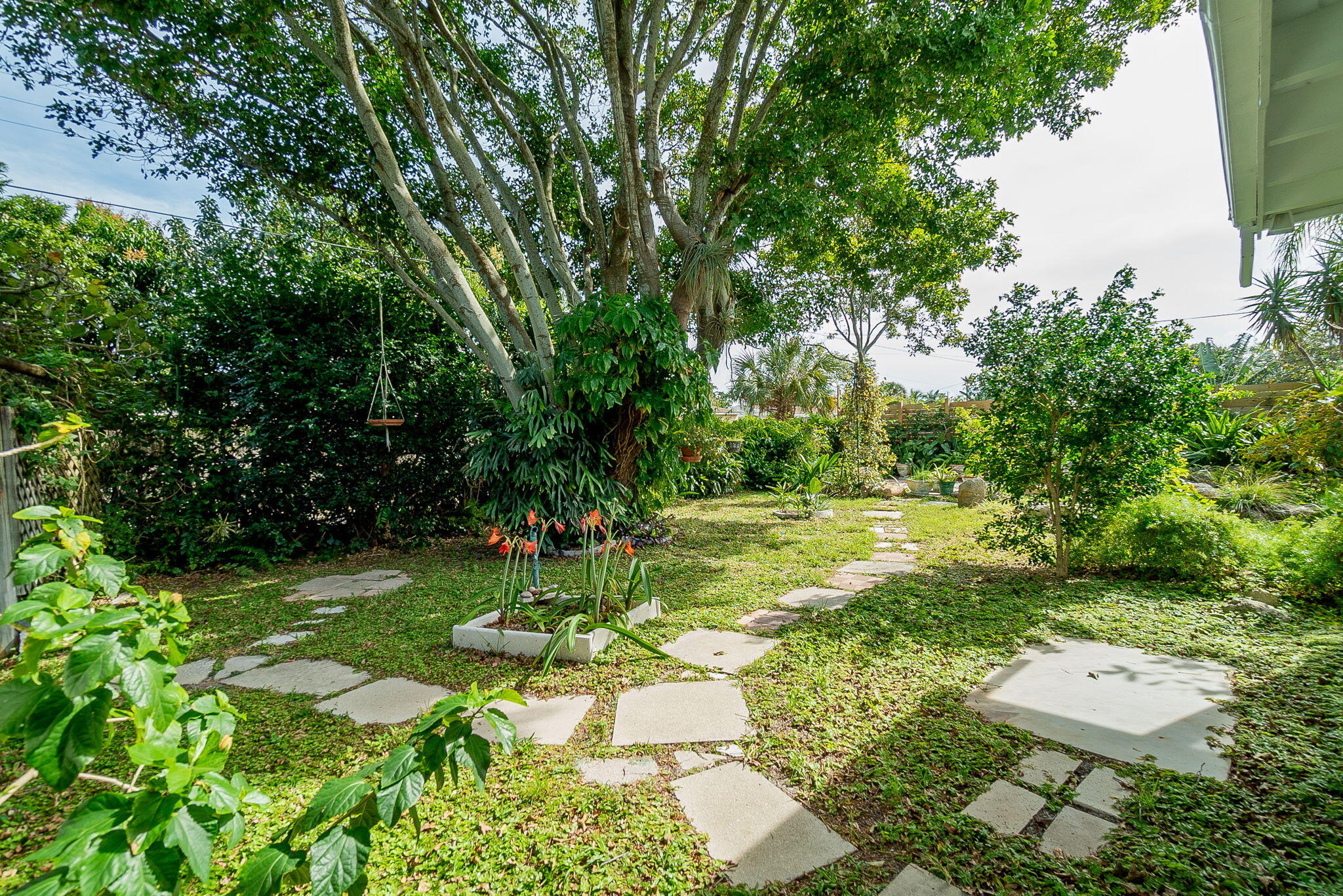 LAKE OSBORNE HEIGHTS - Residential