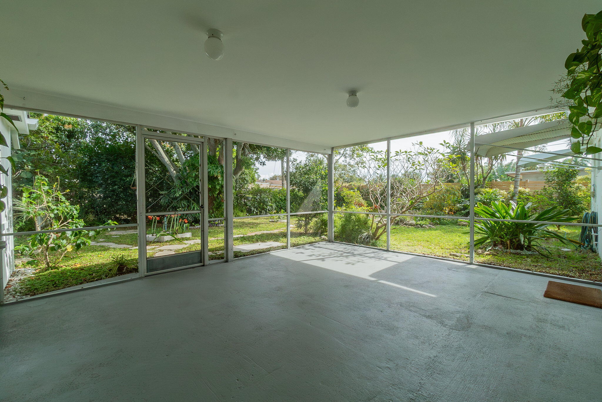 LAKE OSBORNE HEIGHTS - Residential