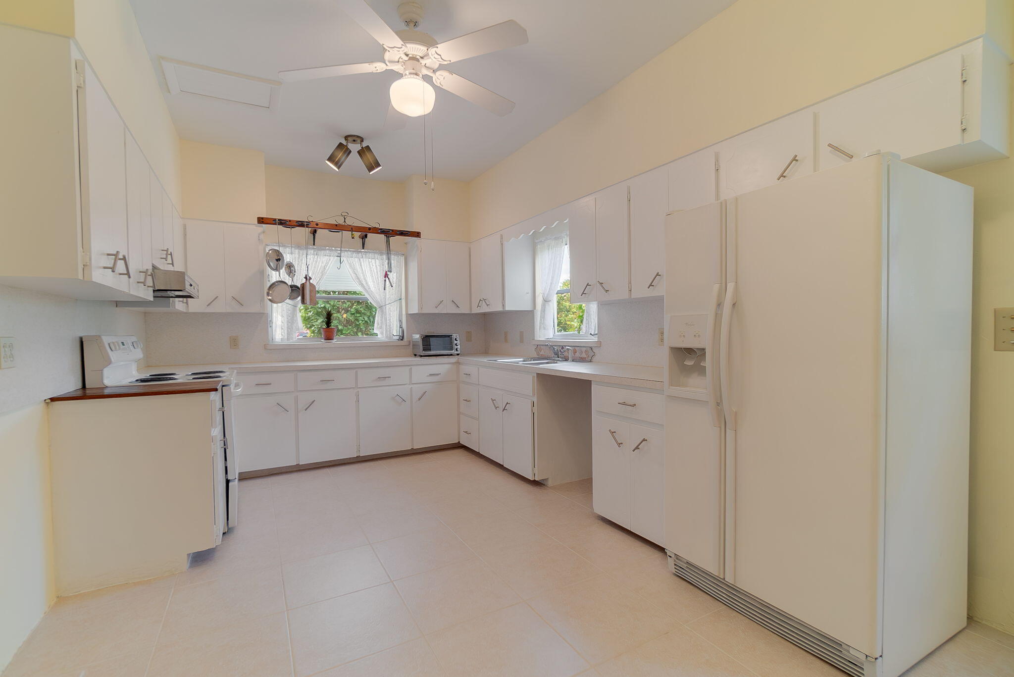 LAKE OSBORNE HEIGHTS - Residential