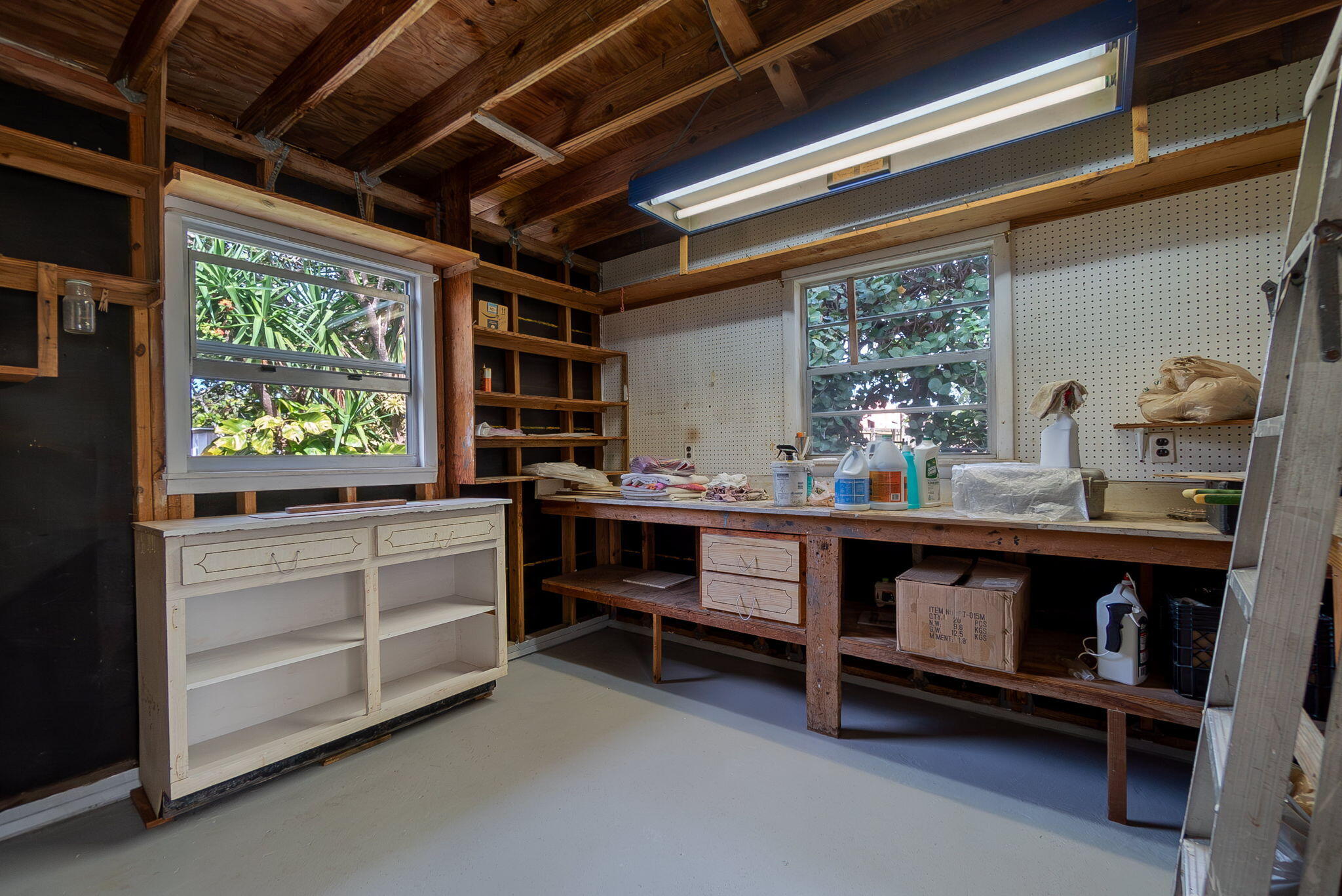 LAKE OSBORNE HEIGHTS - Residential