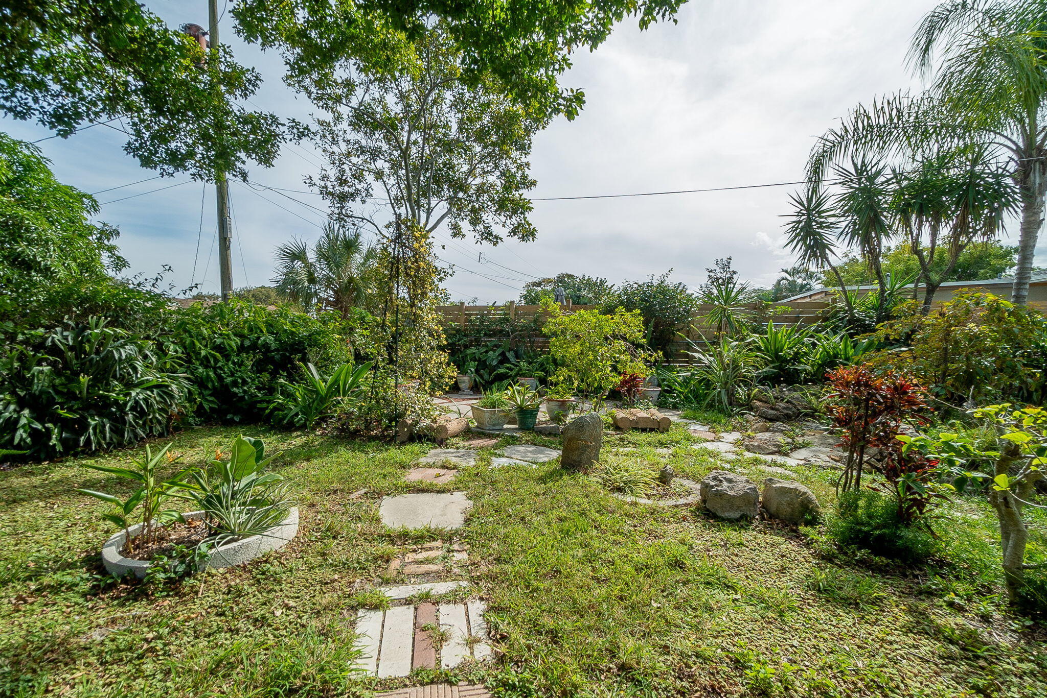 LAKE OSBORNE HEIGHTS - Residential