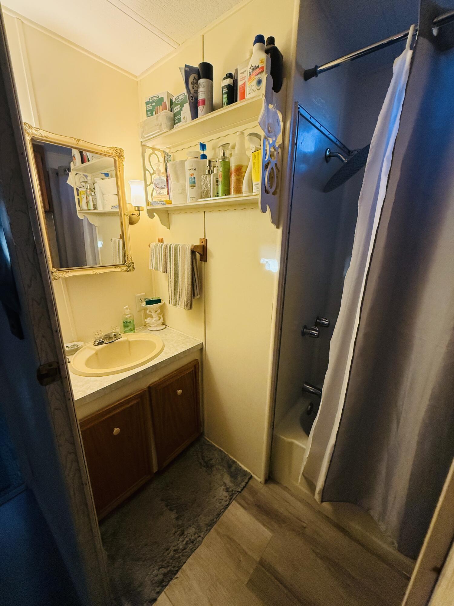 Spanish Lakes Riverf - Residential