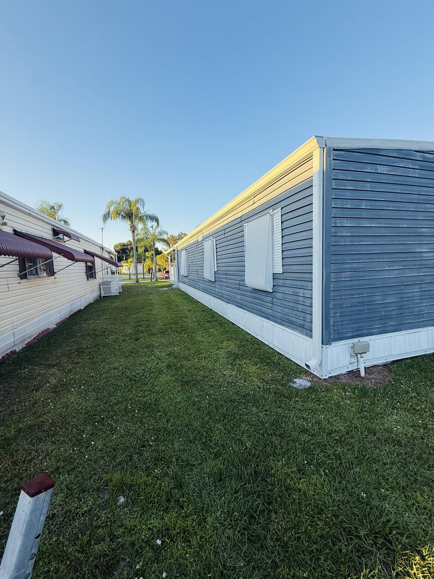 Spanish Lakes Riverf - Residential