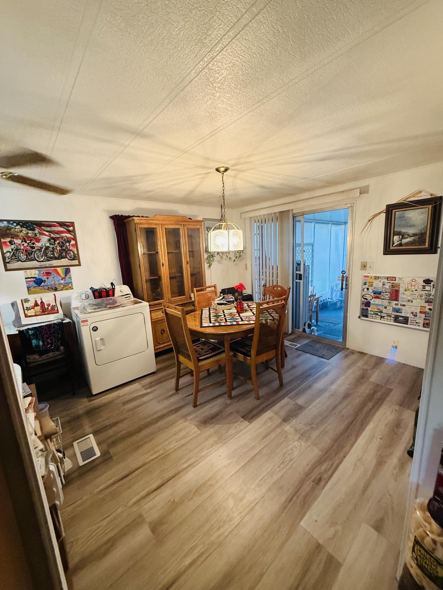 Spanish Lakes Riverf - Residential