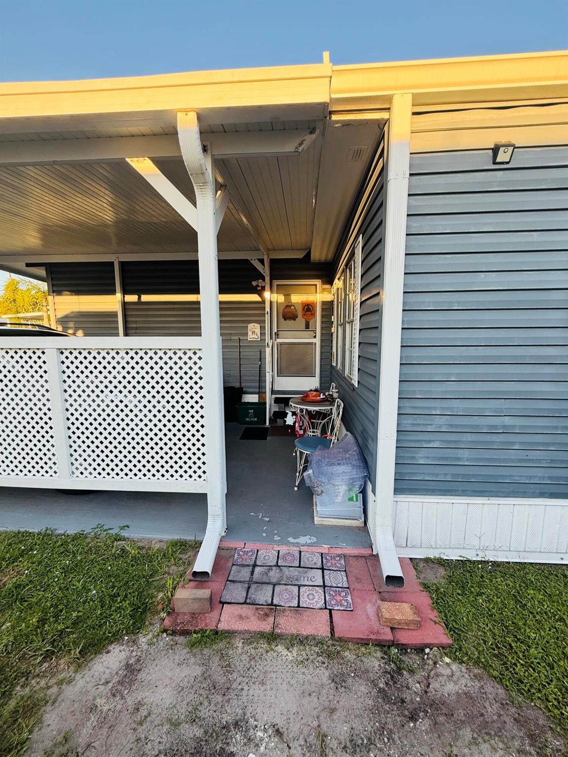 Spanish Lakes Riverf - Residential