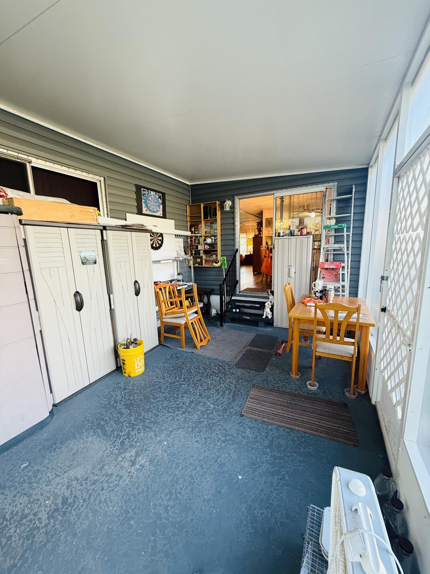 Spanish Lakes Riverf - Residential