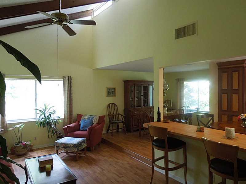 Rolling Hills Lake Estate - Residential