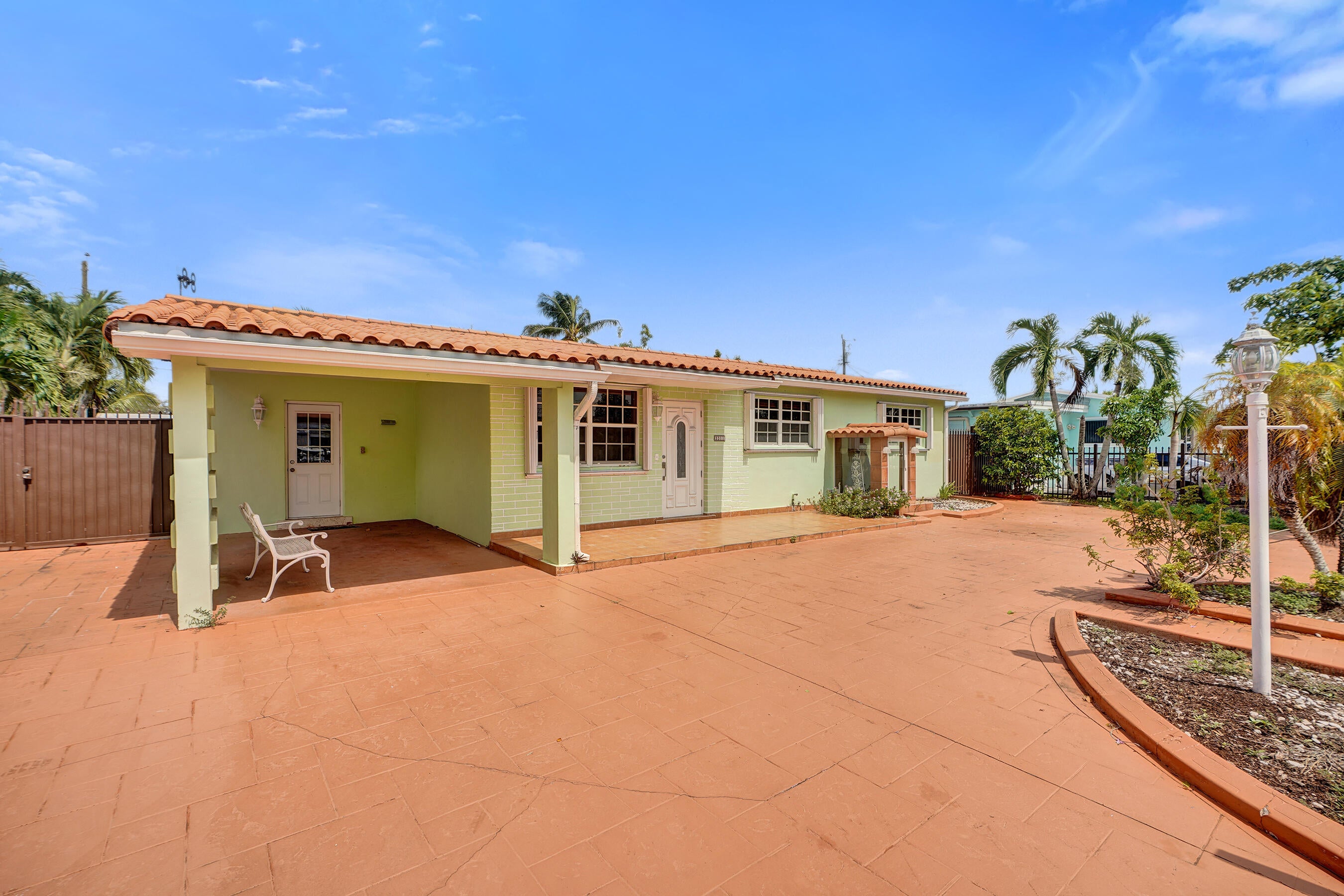 3311 SW 105th Court
