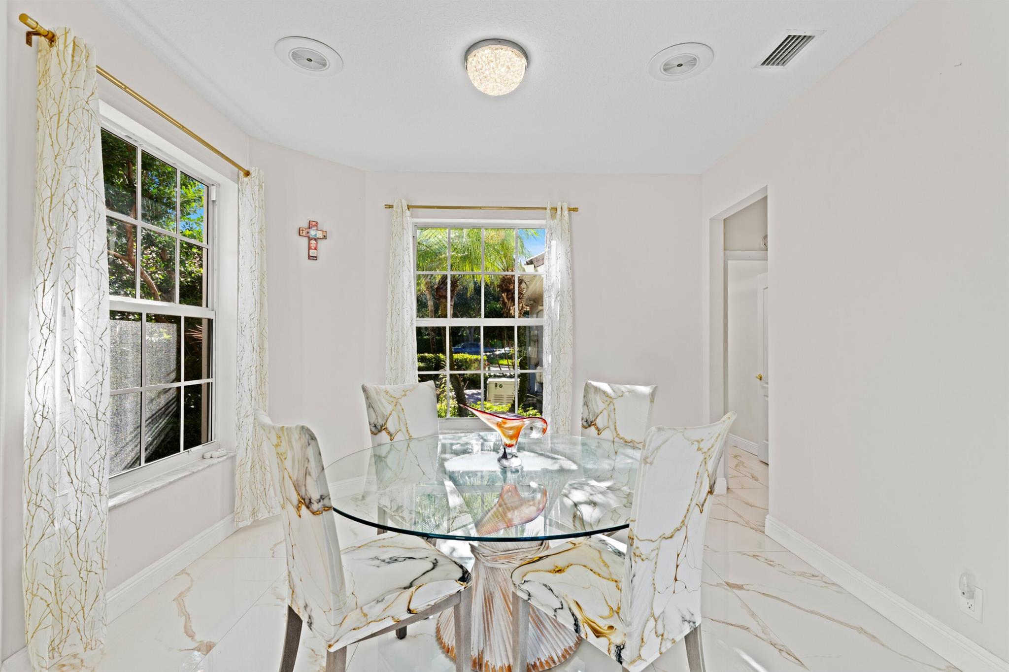 PGA RESORT COMMUNITY OF A - Residential