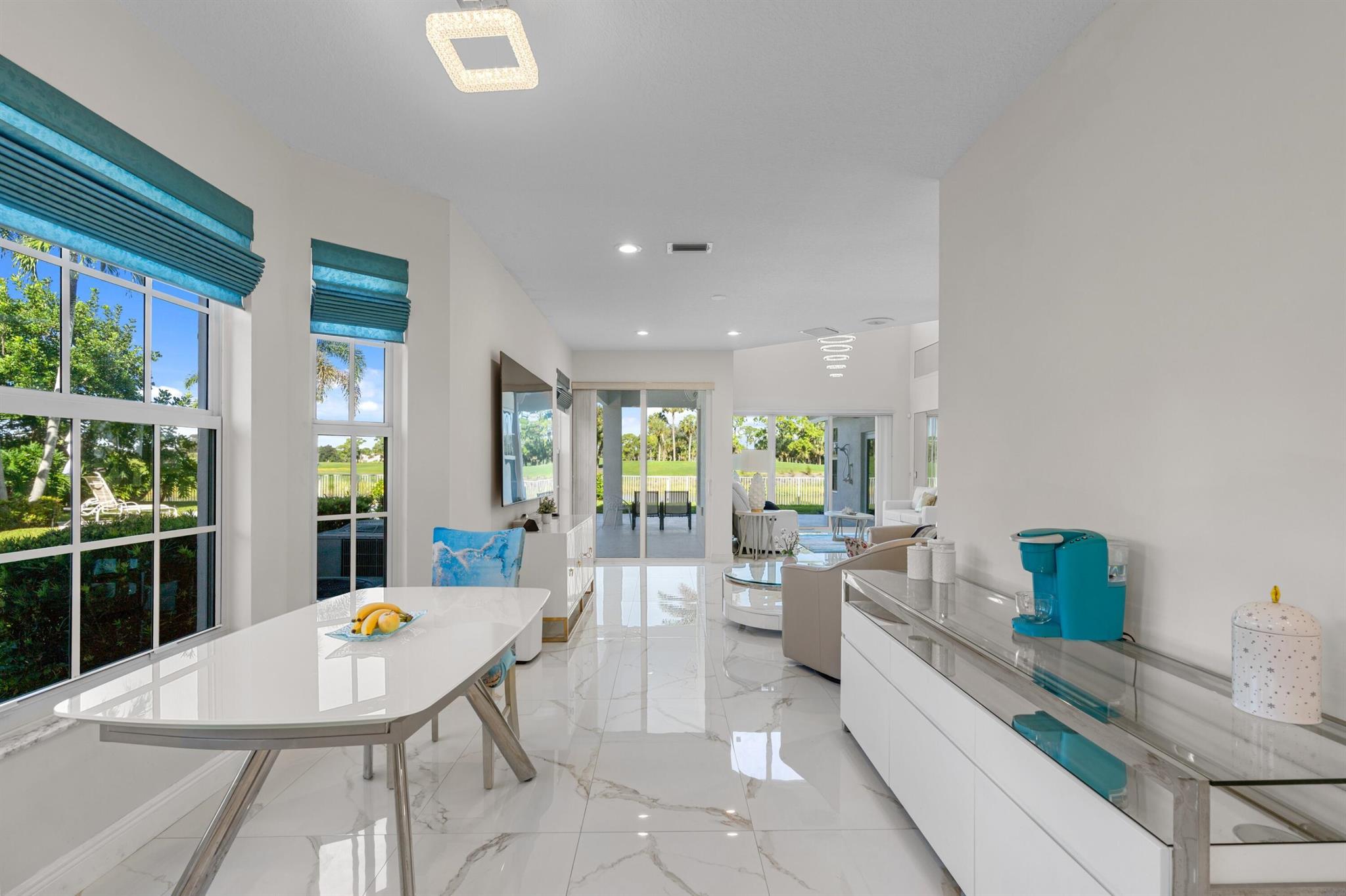 PGA RESORT COMMUNITY OF A - Residential