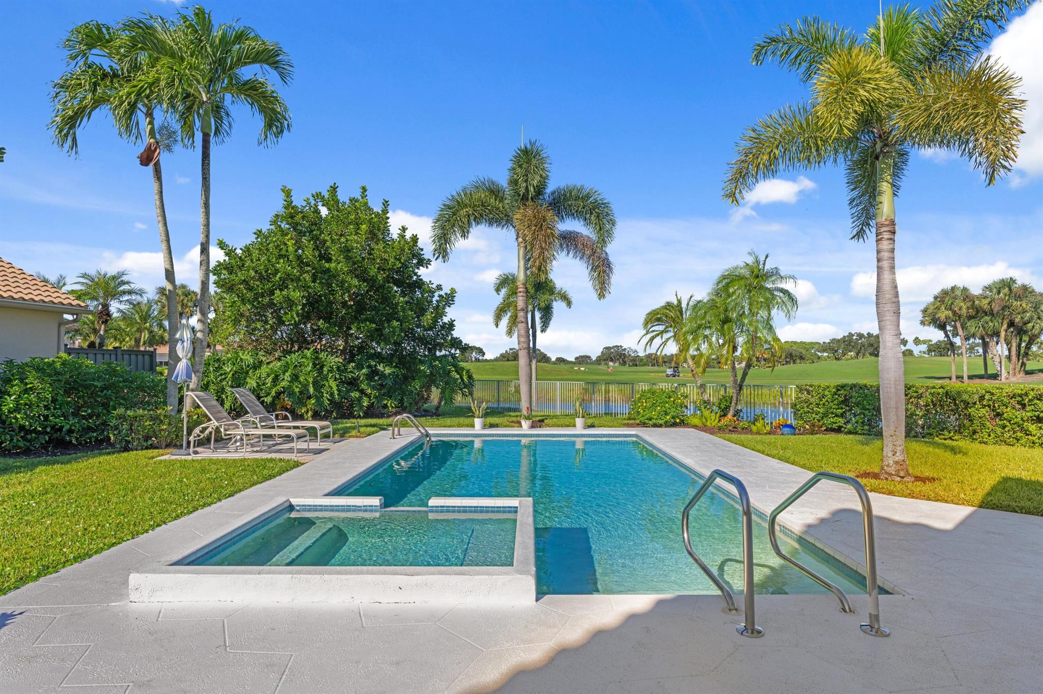 PGA RESORT COMMUNITY OF A - Residential