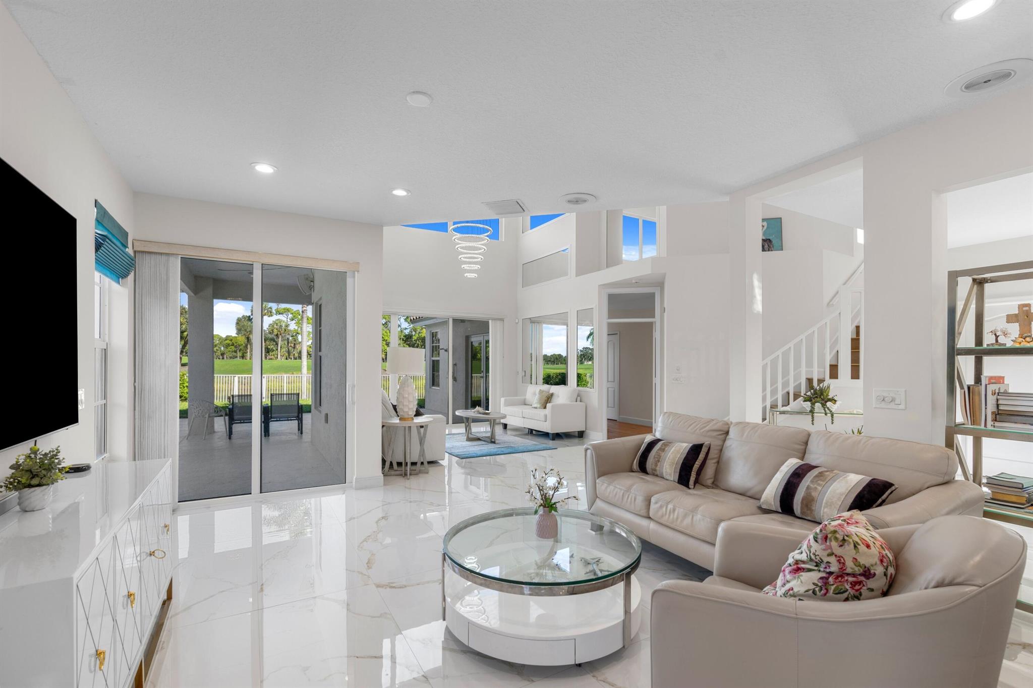 PGA RESORT COMMUNITY OF A - Residential