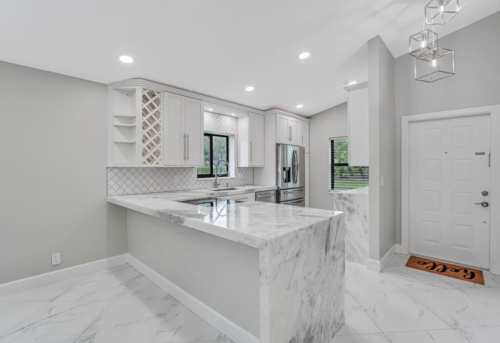 View photos, virtual tours, details... 8216 Sweetbriar Way