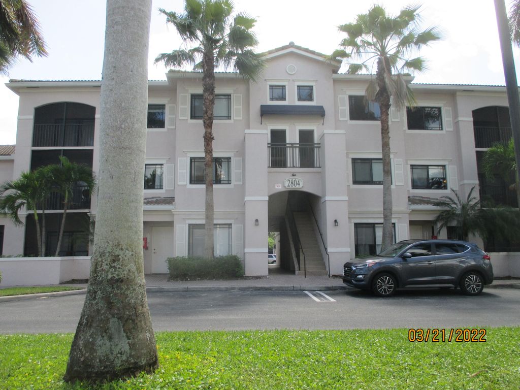 Photo of 2804 Sarento Place #304, Palm Beach Gardens, FL 33410 (MLS # R10785898)
