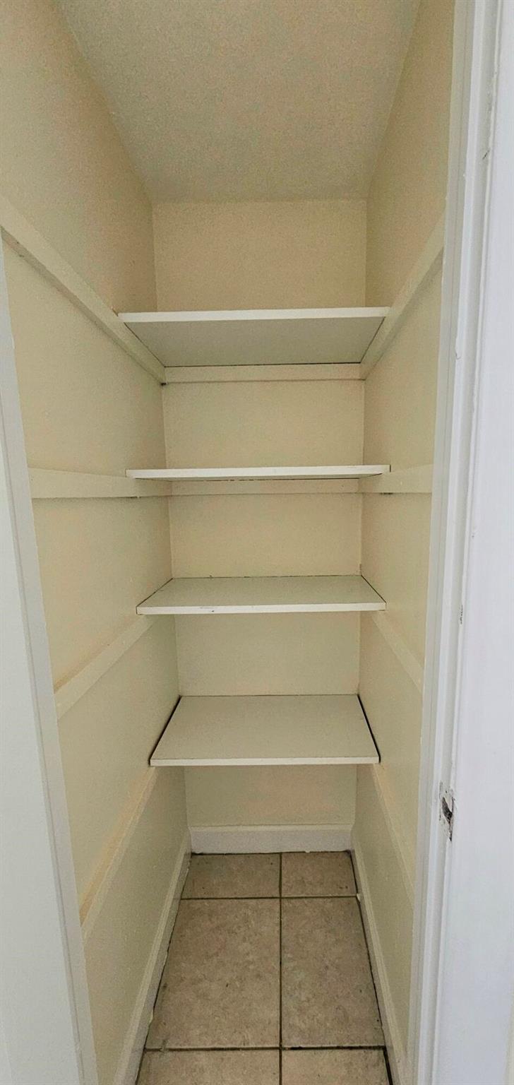 APARTMENTS AT TIMBERLAKE - Residential Lease