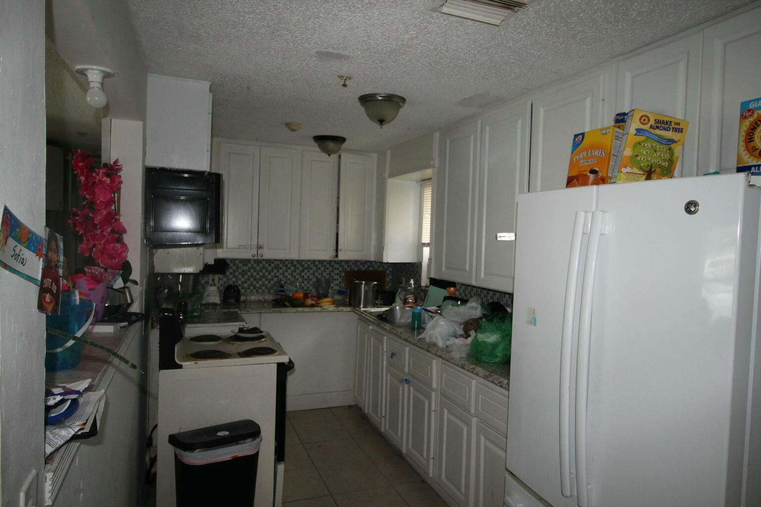 2000 Longwood Road