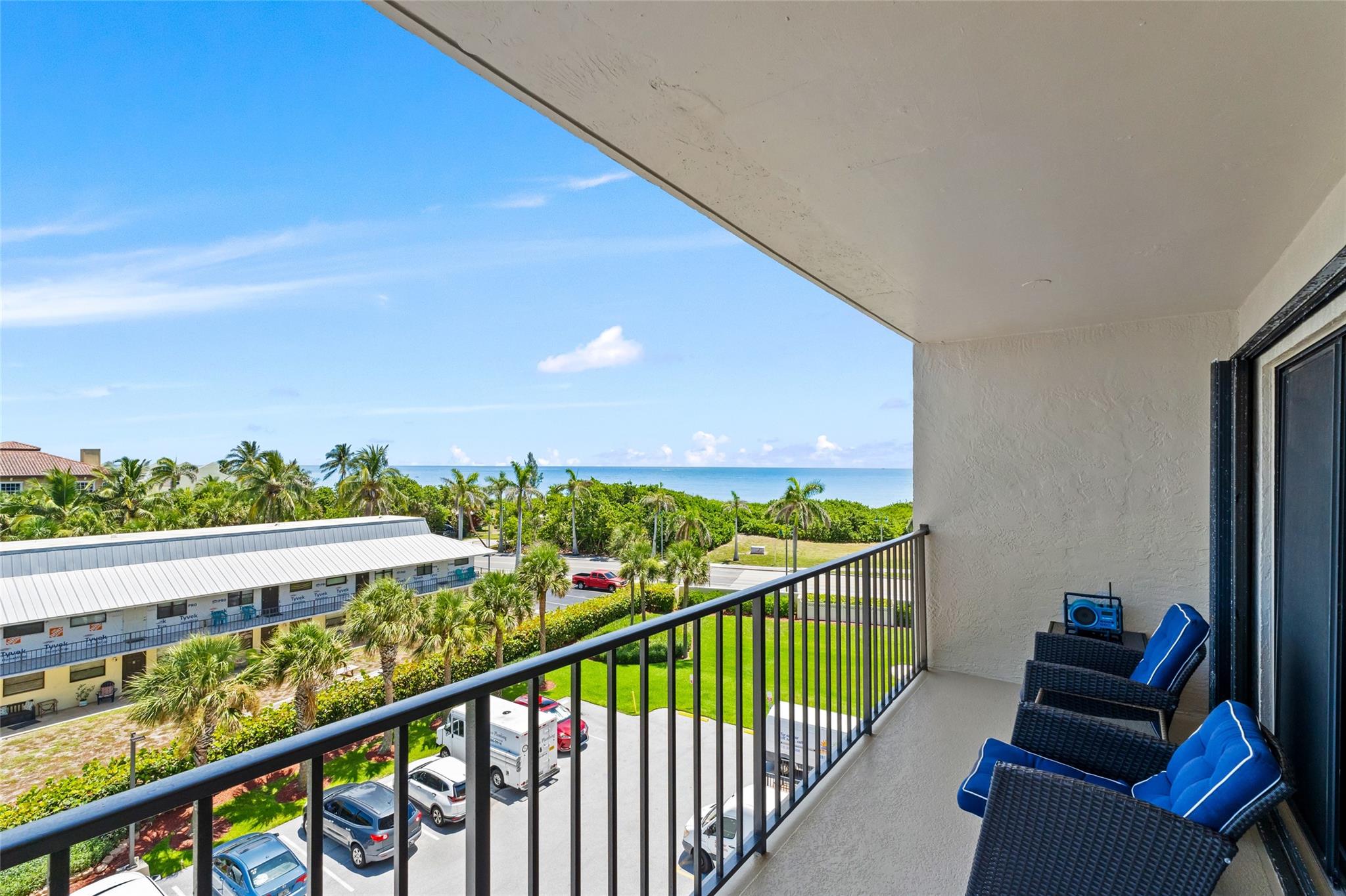 801 S Ocean Dr 503, Fort Pierce, FL, 34949/$425,000 2 801 S Ocean Dr 503