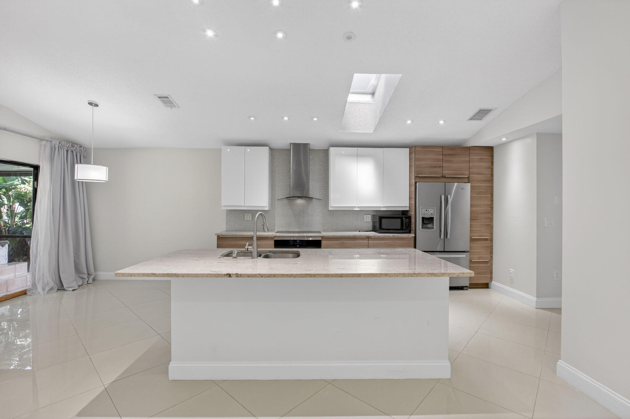 BOYNTON LAKES 4 - Residential