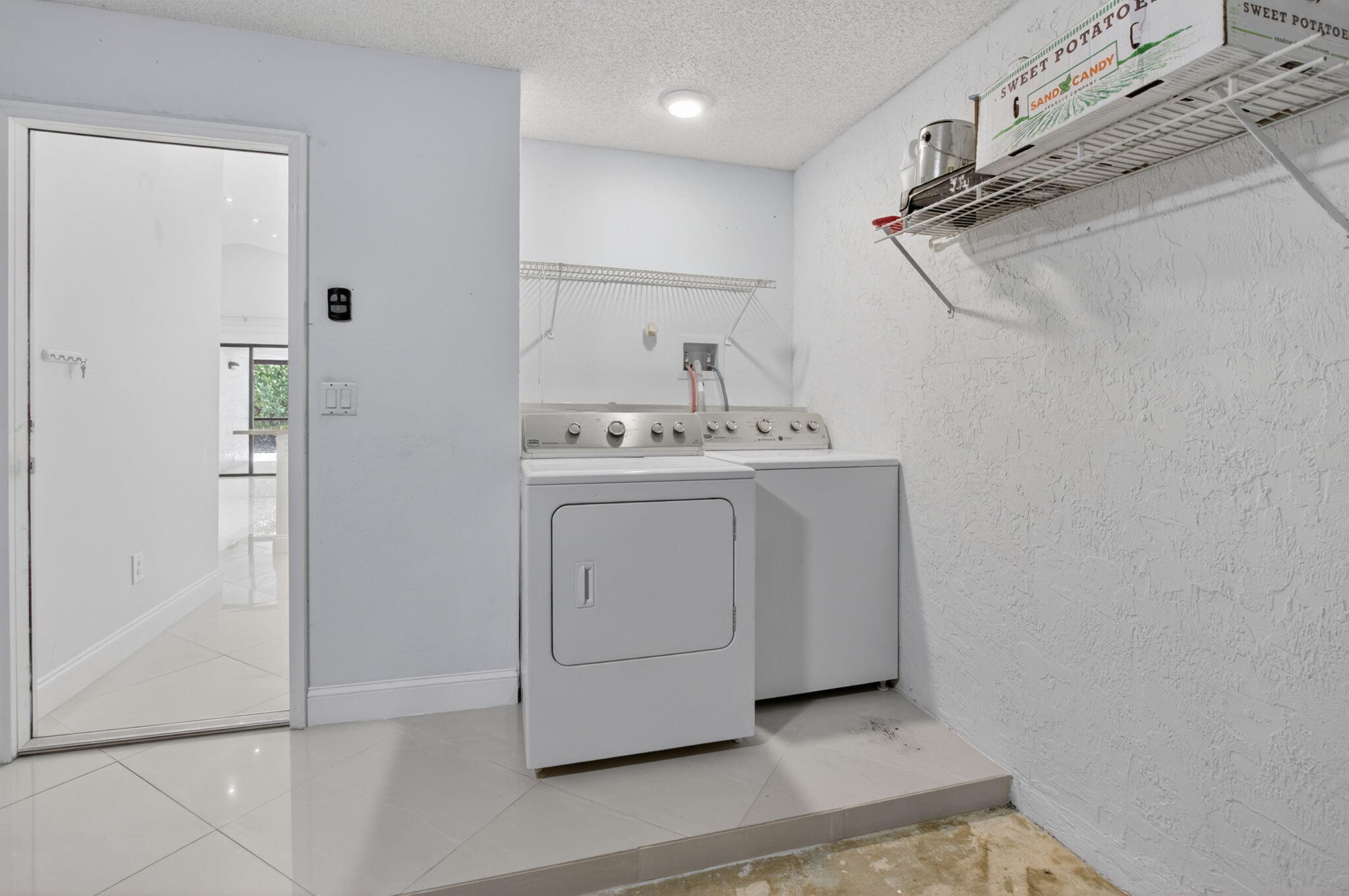 BOYNTON LAKES 4 - Residential