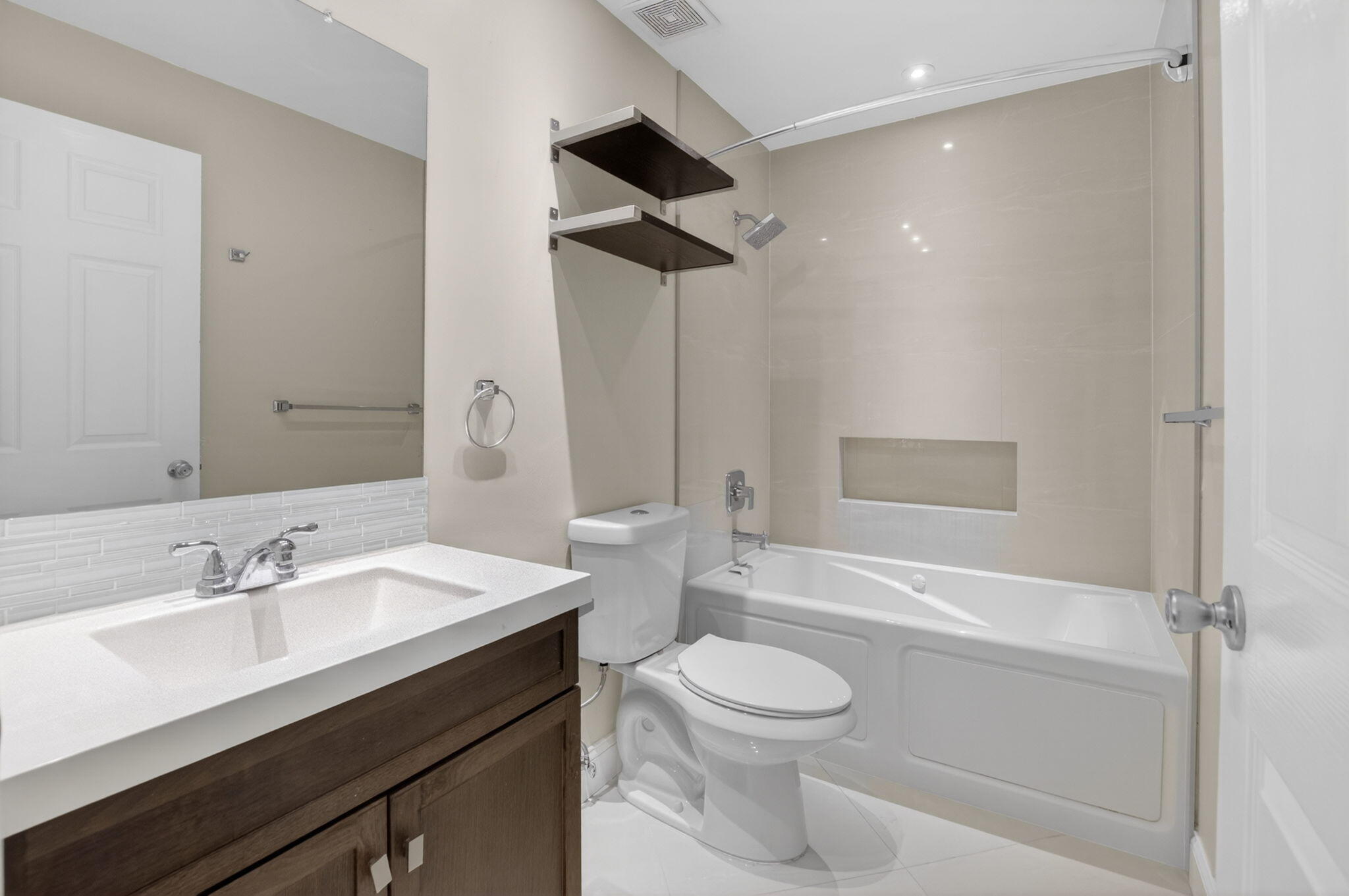 BOYNTON LAKES 4 - Residential