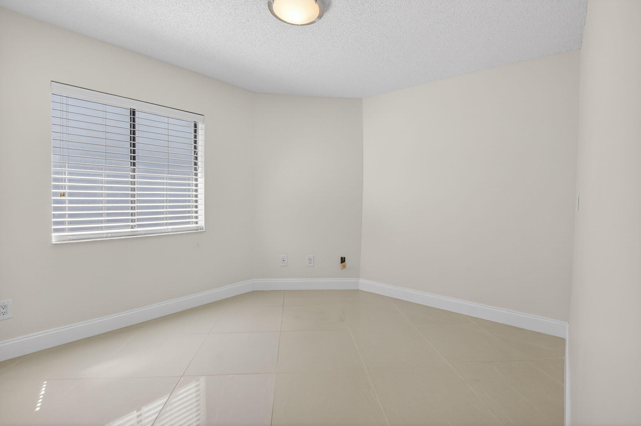 BOYNTON LAKES 4 - Residential