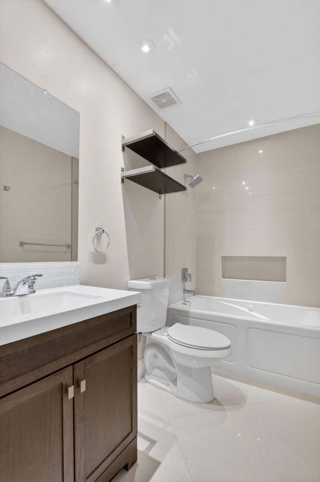 BOYNTON LAKES 4 - Residential