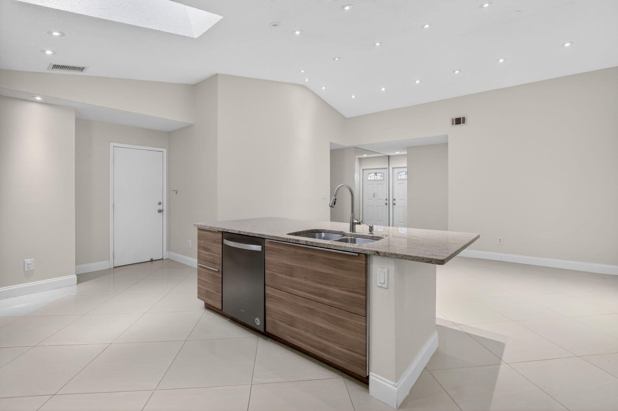 BOYNTON LAKES 4 - Residential