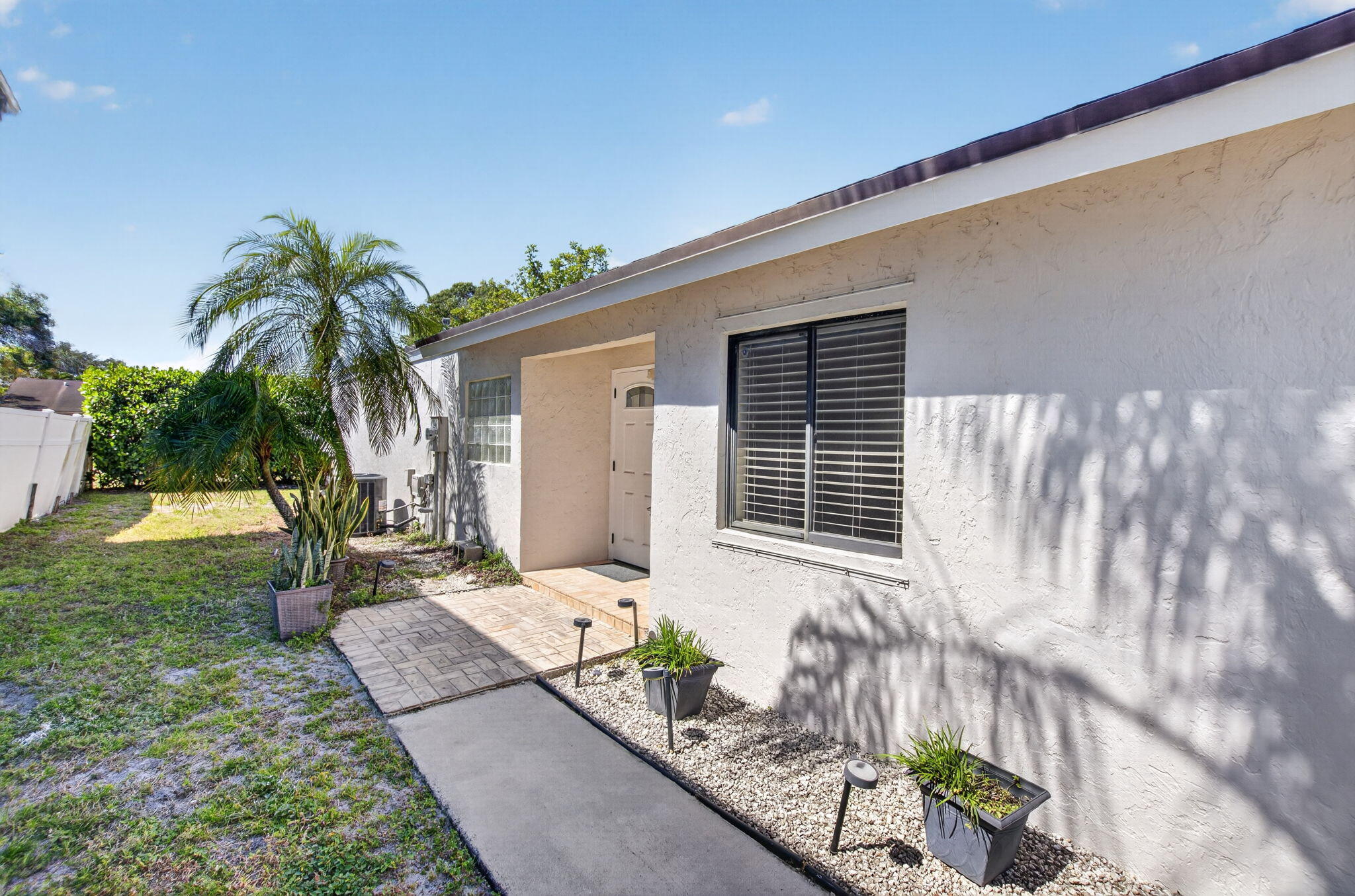 BOYNTON LAKES 4 - Residential