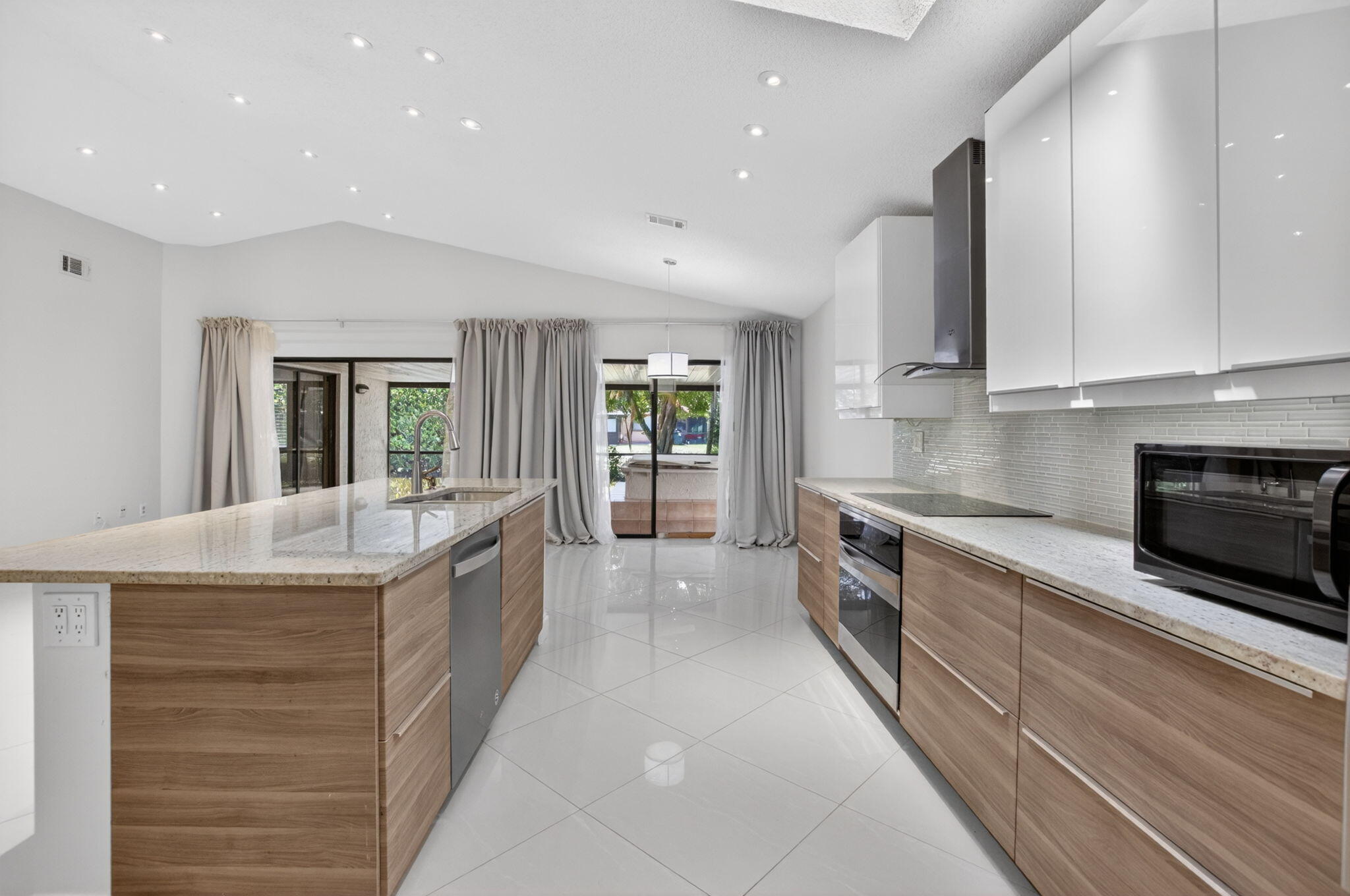 BOYNTON LAKES 4 - Residential