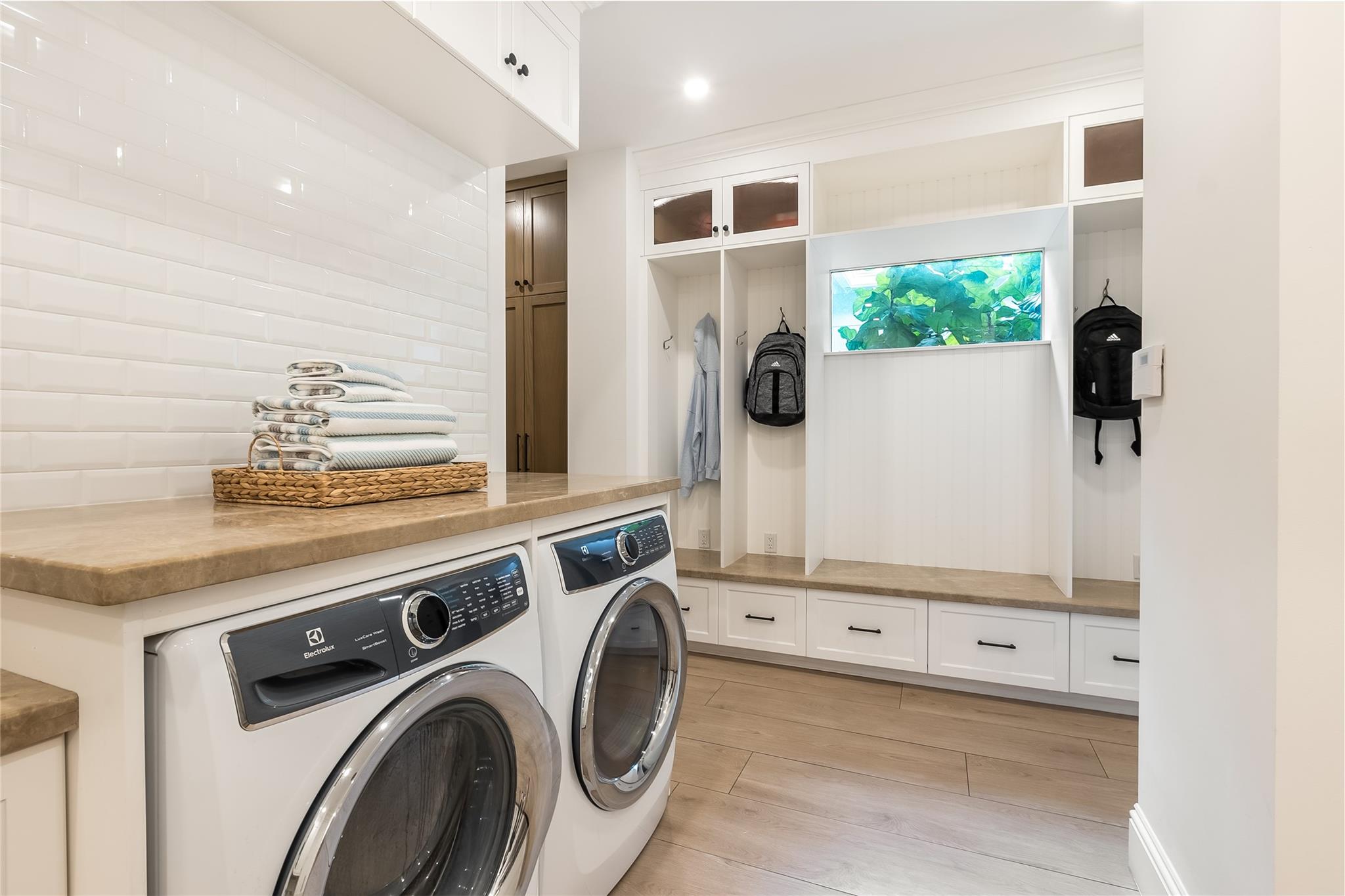 WINDMILL RANCH ESTATES - Residential