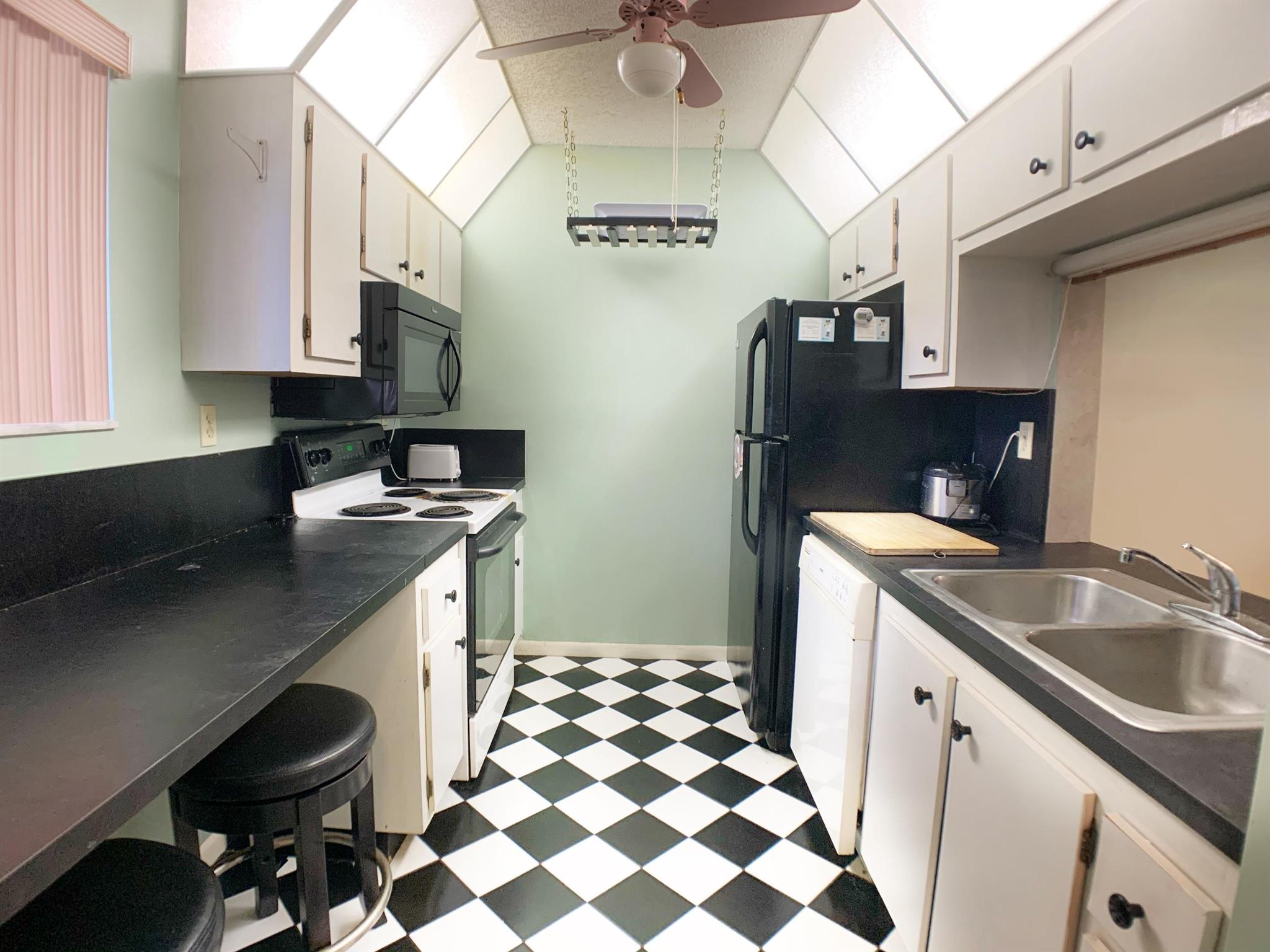 BOCA TERRACE CONDO - Residential Lease