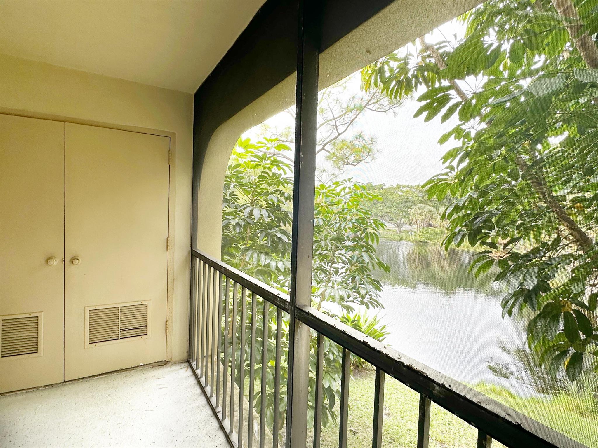 BOCA TERRACE CONDO - Residential Lease