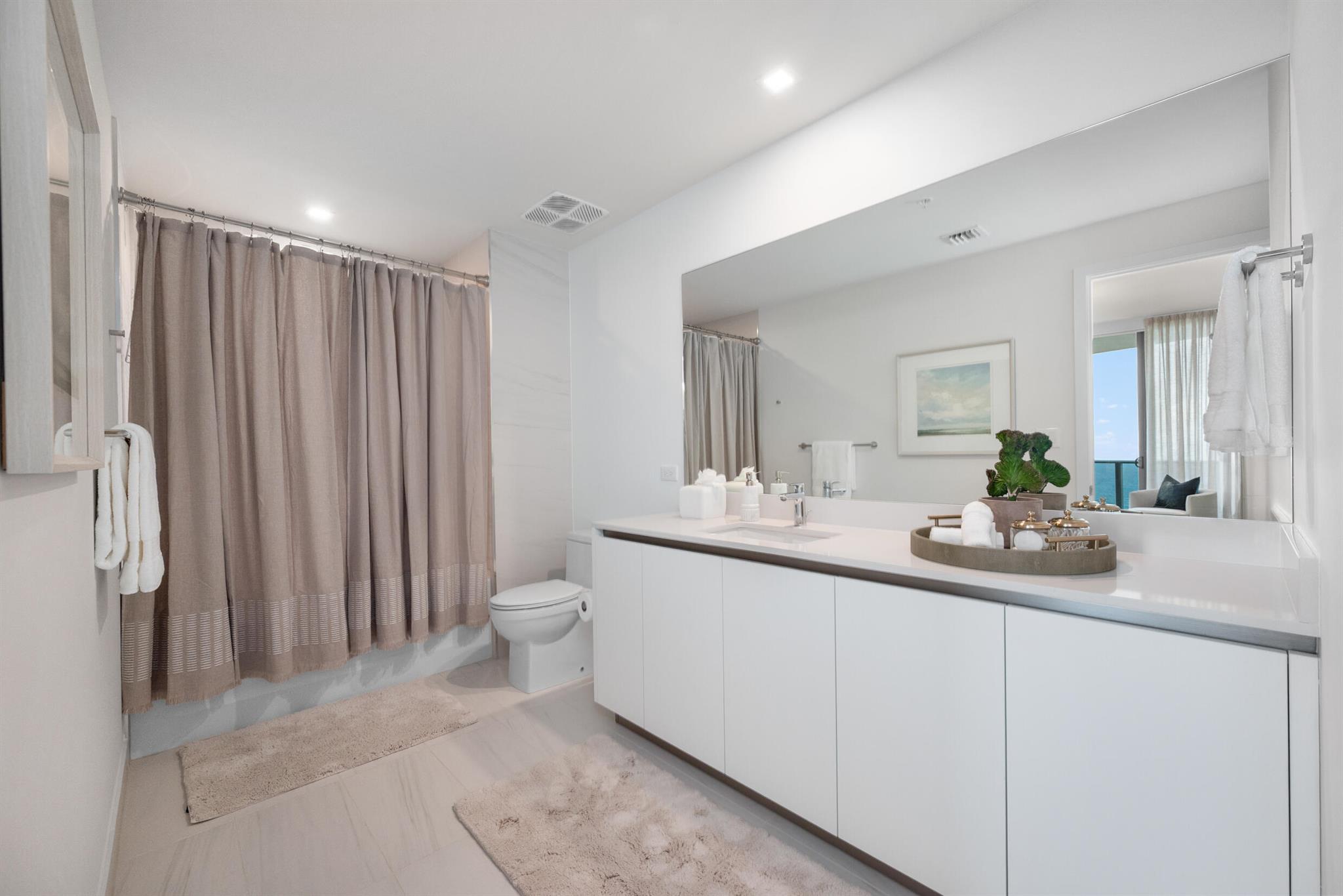 CASAMAR CONDO - Residential Lease