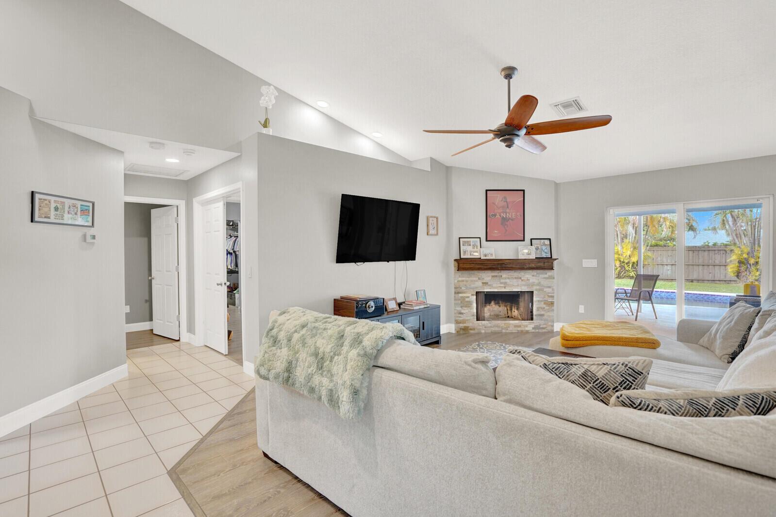 GREENVIEW SHORES - Residential